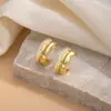 Novos Brincos de Cobre com Zircônia Inlaid Estilo Coreano Design de Nicho em C Minimalista Versátil Círculo Geométrico Alto Padrão para Mulheres