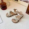 Sandálias Infantis Estilo Coreano Verão Novo Pérolas Sapatos de Princesa para Crianças Solado Macio Moda para Bebês Meninas Sandálias de Praia Abertas