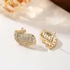 Brincos em Forma de Folha com Pedras de Strass Completas, Cobre Banhado a Ouro, Artesanato que Não Desbota, Joia Versátil de Luxo Leve, Dropshipping de Peça Única