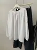 Camisa babydoll branca redonda de algodão lavado artístico estilo francês para mulheres, outono 2026, camisa plissada vintage de nicho com mangas compridas estilo lanterna