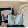 Bolsa de Ombro Versátil Prata 2026 Transfronteiriça Bolsa Feminina Casual para Comércio Exterior Bolsa Tote Grande Capacidade para o Dia a Dia