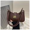 2024 Simples Nova Moda Cor Sólida Estilo Francês Design Casual Portátil Crossbody Bolsa de Axila Bolsa Feminina com Qualidade Popular