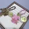 Popular Llavero Colgante Pastel de la Fortuna Princesa Dorada Colgante de Lista Dorada Bolso Regalo de Paz y Alegría