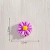 Acessórios de Flor Margarida Desenho Animado Resina DIY Cola de Creme Capa de Celular Ímã de Geladeira Furo Fivela de Sapato Acessórios para Cabelo Acessórios