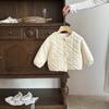 Roupas de Bebê para Outono e Inverno, Conjunto Espesso com Acolchoado de Algodão para Bebês Meninas, Novo Estilo Conjunto de Três Peças de Inverno para Bebês de Um Ano