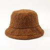 Nuevo otoño e invierno engrosado cálido imitación lana de cordero sombrero de pescador de ala ancha moderno combinable color sólido que afina el rostro pequeño sombrero de cubo de felpa