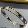 Pulseira Kaleidoscope Van Cleef para Mulheres, Banhada a Ouro V Rosa 18K, Pulseira Versão Larga e Estreita de Trevo de Quatro Folhas Totalmente cravejada em Diamante, Sensação de Luxo Leve e Alto Padrão
