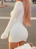 Moda europeia e americana elegante para o dia a dia cor sólida gola alta manga longa macacão bainha curto slim feminino