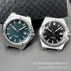 Caja de reloj mecánico para hombre de alta calidad, moderna y disponible en múltiples colores, equipada con movimiento 8215