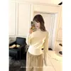 Suéter de Tricô Feminino Gola Alta Meia-manga Longa, Novo Outono/Inverno Soltinho Emagrecedor Macio Pulôver Camisa Base Top