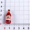 Miniaturas simuladas de botellas pequeñas para juego de alimentos al por mayor, botellas en miniatura de bebidas y vino, accesorios de resina de tienda de conveniencia, parches de dibujos animados surtidos