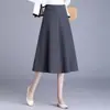 Saia Casual Feminina Tendência Primavera/Verão 2026 Novo Estilo Coreano Saia de Cintura Alta Evasê com Efeito Drapeado, Saia de Comprimento Médio que Cobre o Quadril