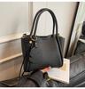 Bolsa Pequena Transfronteiriça Tendência Popular para Mulheres, Versátil Primavera/Verão 2026 Nova Bolsa Transversal Casual, Bolsa de Mão e Bolsa Saco Conjunto