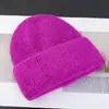Nuevo Gorro de Punto de Pelo de Conejo 2026 en Rojo Rosa para Otoño e Invierno, Gorro de Lana para Mujer, Venta al por Mayor de Fábrica en Stock