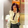 Suéter de punto suave de alta gama estilo coreano para mujer, nuevo modelo otoño/invierno 2026, rejuvenecedor, versátil, top de punto de cuello redondo, moderno