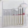 Um Conjunto de Pincéis de Maquiagem de Alta Qualidade para Dropshipping, Incluindo 10 Peças de Pincéis Azuis para Base e Sombras, um Conjunto Completo para Iniciantes