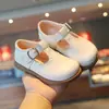 Sapatos de Couro Retrô Estilo Britânico para Crianças Sapatos com Velcro para Meninos Primavera 2022 Novos Sapatos de Princesa para Meninas Sapatos Infantis