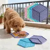 Tapete de Silicone para Lamber Cães, Comedouro Lento, Tapete Prato de Lamber, Bandeja Antiderrapante para Prevenção de Derramamento de Comida para Animais de Estimação, Brinquedo de Enriquecimento para Gatos, Formato Quadrado