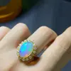 Anillo de ópalo puro natural ultrahermoso lleno de color fuego forro de piel excepcionalmente blanca piedra principal 10x 14 mm directo de fábrica