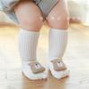2023 Otoño Nuevo calcetines de bebé recién nacido muñeco de dibujos animados calcetines de bebé antideslizantes boca suelta calcetines de piso para niños