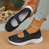 Zapatos Casuales de Cruzada Europea y Americana para Mujer Suela Gruesa Malla de un Paso Casual Flyknit Nuevo Primavera Verano Venta al por Mayor de Comercio Exterior Tallas Grandes