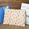 Esterilla Refrigerante de Verano para Gatitos, Cojín de Hielo con Sensación Refrescante, Colchón Espesado para Perros y Gatos Pequeños y Medianos, Adecuado para Que los Gatitos Pisen y Jueguen, Disponible para Dropshipping