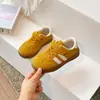 Zapatos de niña estilo alemán, zapatillas de plataforma de caña baja a la moda, novedades primavera y otoño 2026, zapatillas casuales de moda para niños, zapatillas deportivas para estudiantes de primaria