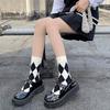 Meias xadrez losango preto e branco meias femininas jk de cano médio outono e inverno estilo retro preppy meias de cano alto xadrez losango meias xadrez tabuleiro de xadrez