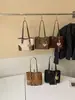 2026 Nova Bolsa Tote Color Block Retrô de Nicho Feminina de Grande Capacidade com Alça de Ombro Única e de Mão Bolsa de Ombro de Alta Qualidade para o Dia a Dia