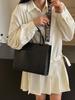 Bolsa Grande, Bolso Sencillo de Cuero Suave para Viajes Diarios, Bolso Tote Cruzado Versátil y de Moda, Bolso de Hombro de Gran Capacidad Estilo Universitario para Mujer