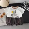 Conjunto de Verão para Meninos 2026 Novo Modelo Infantil Manga Curta Verão Bebê Casual Desenho Animado Conjunto de Duas Peças Tendência Atacado