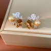 Pendientes Cuadrados de Perla con Gota de Agua y Tachuelas de Circonita Plateados, Pendientes de Nicho Únicos y Elegantes, Pendientes de Lujo Ligero y Alta Gama al por Mayor