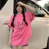 Camiseta Cropped Rosa Estilo Americano Garota Picante com Coelho 3D de Manga Curta para Mulheres, Design de Verão, Top Estreito de Nicho