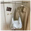 Bolsa Tote Pequena Estilo Coreano Tendência deste Ano para Mulheres, Novo Modelo Primavera 2026, Bolsa de Ombro Estilosa e de Luxo Leve, Versátil de Uso Duplo