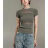 Camiseta de tricô cinza com detalhes vazados e manga curta para mulheres, estilo nicho slim-fit de verão, top modelador e estiloso