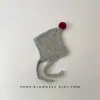 Chapéu de Proteção Auditiva Ins para Crianças Estilo Outono e Inverno Chapéu de Tricô com Cadarço e Bolinha Pequena Gorro de Lã Quente e à Prova de Vento para Bebê