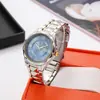 Reloj de Cuarzo para Hombre con Correa de Acero, Calendario Doble, Remaches, Luminoso, Impermeable, Transfronterizo, Reloj de Nicho, Venta al por Mayor de Alta Gama para Hombre
