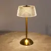 Lámpara de Mesa de Metal con Explosiones Transfronterizas Lámpara Decorativa Vintage para Atmósfera Bar Estilo Europeo Luz para Cabecera de Dormitorio Lámpara de Escritorio de Lujo