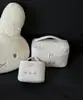 Nova Bolsa de Maquiagem de Grande Capacidade Flor com Espelho Poliéster Bordado Armazenamento de Viagem Necessaire Bolsa de Maquiagem Compartimentada