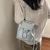 Mochila de Alta Gama para Mujer 2026 Nueva Moda de Primavera Versátil Bolso para Estudiante Universitario Exquisita Mochila con Cadena para Viajes