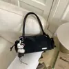 Bolsa Fosca Retrô Fashion para Mulheres 2026 Novo Modelo Grande Capacidade Bolsa de Ombro para Sobraco Bolsa de Mão Super Popular Bolsa Baguette