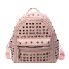 Nova mochila elegante para o dia a dia 2026 para mulheres, estilo coreano, design com rebites retrô, perfeita para passeios, com um toque de luxo