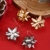 Pendientes de aleación con diseño de alce y copo de nieve, de estilo europeo y americano, con dibujos creativos, para Navidad.