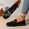 Comercio Exterior Transfronterizo Otoño 2026 Nuevos Mocasines de Estilo Británico con Suela Blanda, Cadena Metálica y Hebilla de Caballo