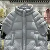 Colete de Penugem de Pato Branco 90 Outono e Inverno Novo Estilo Europeu Gola Alta Manga Tricotada Feminino Curto Design Tendência Colete