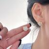 Aretes de camelia nuevo diseño nicho aretes de flor y perla retro elegante socialité aretes de camelia