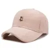 Versão Coreana Outono e Inverno Metal Letra Pequena Lã Escovada Aba Reta Gorro Quente Boné de Beisebol Unissex Versátil Afina o Rosto Boné Bico de Pato