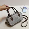 Bolso de Mano Retro de Moda Transfronterizo 2026 Nuevo Versátil Simple Almohada Bolsa Cuadrada Pequeña Bolso de Hombro Cruzado para Viajar