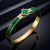 Europa y Estados Unidos comercio exterior transfronterizo moda popular pulsera de titanio y acero con diamantes para mujer no se decolora hebilla de lujo ligero pulsera tendencia
