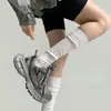Meias Finas de Cor Sólida Estilo Coreano com Listras Verticais Cinzas, Meias Slouch Encolhidas Magras Minimalistas para Mulheres, Versáteis Meias de Ponto Duplo